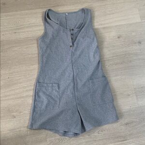 Heather Gray Sleeveless Romper with Sporty Fit